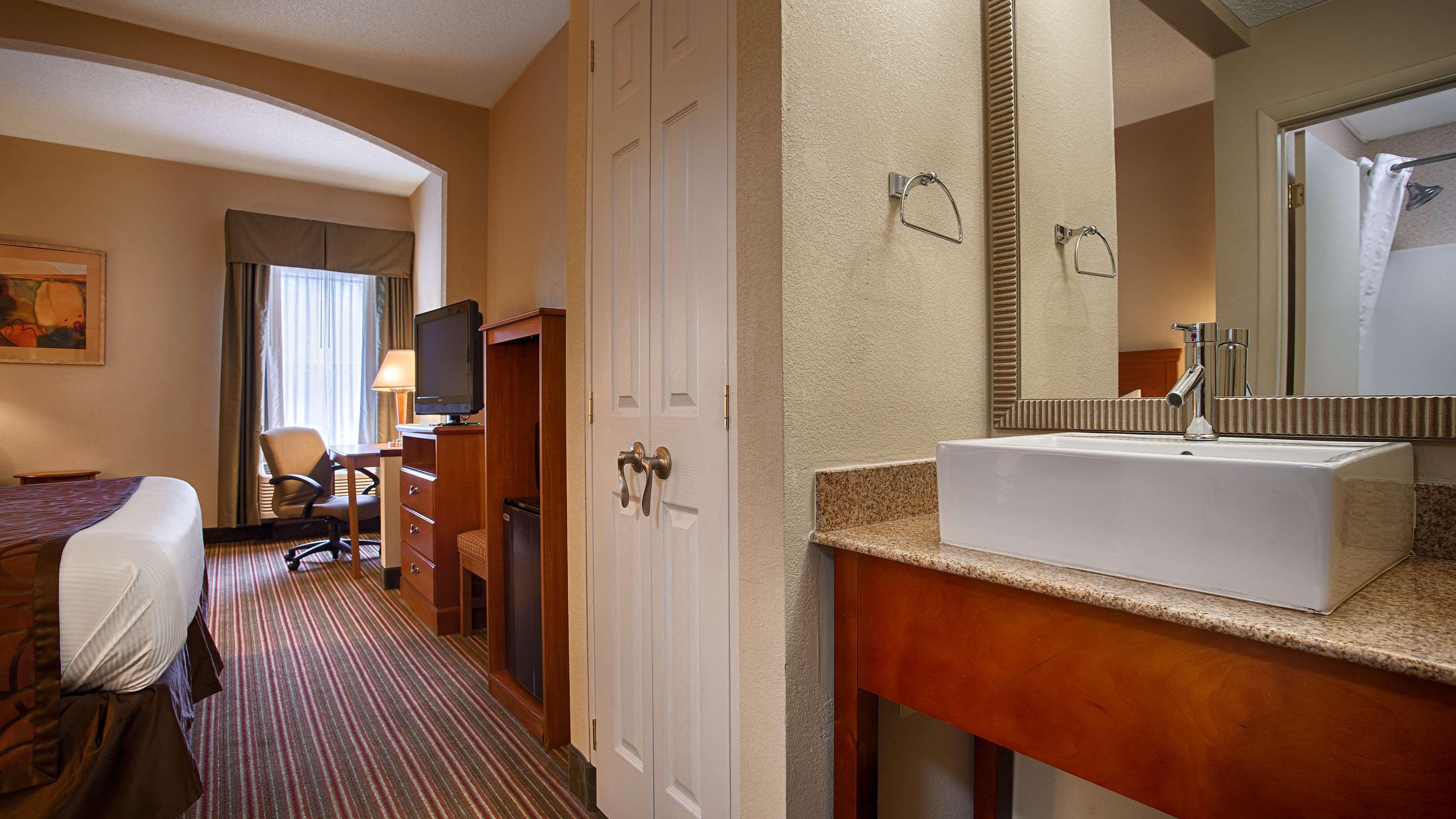 Best Western Plus Edison Inn Garner Kültér fotó