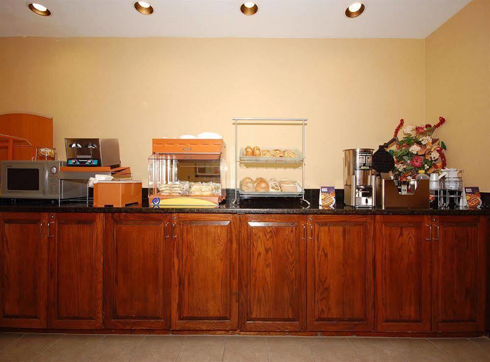 Best Western Plus Edison Inn Garner Étterem fotó